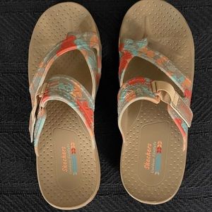 Skechers Women’s Foamies Reggae-Clearwater Sandals